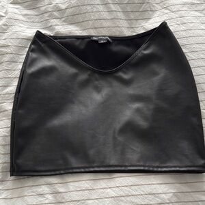 PrettyLittleThing Sleek Black Mini Skirt